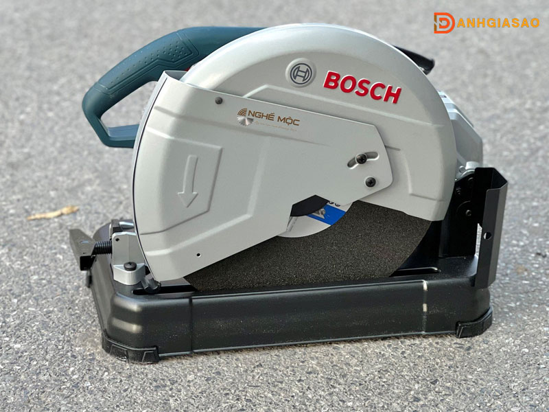 may-cat-sat-bosch-gco-220-danhgiasao