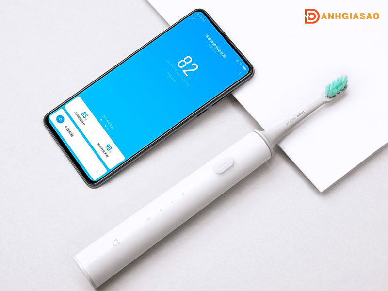 may-chai-danh-rang-dien-xiaomi-mi-t500-white-nun4087gl-danhgiasaomay-chai-danh-rang-dien-xiaomi-mi-t500-white-nun4087gl-danhgiasao