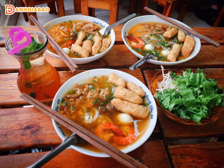Bánh Canh Ghẹ 69 menu - Quán ngon lạ miệng ở Hà Nội
