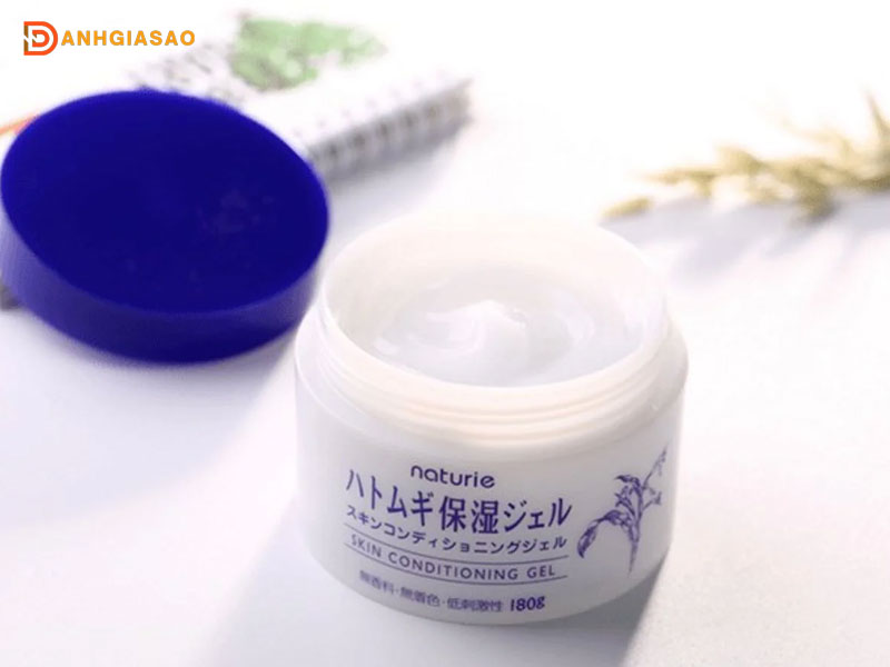 naturie-skin-conditioning-gel-danhgiasao