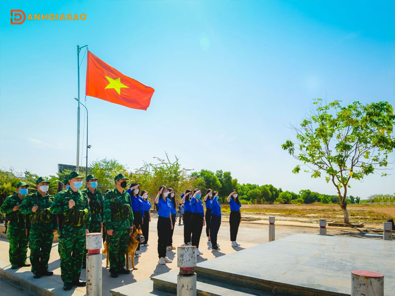 tuyen-tap-thanh-ngu-tuc-ngu-ve-to-quoc-hay-nhat-danhgiasao