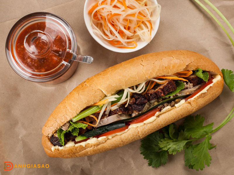 nhung-dieu-dac-biet-cua-menu-banh-mi-25-hang-ca-2-danhgiasao