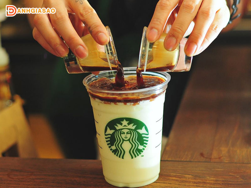 top-3-loai-do-uong-ngon-trong-menu-starbucks-caramel-macchiato-danhgiasao