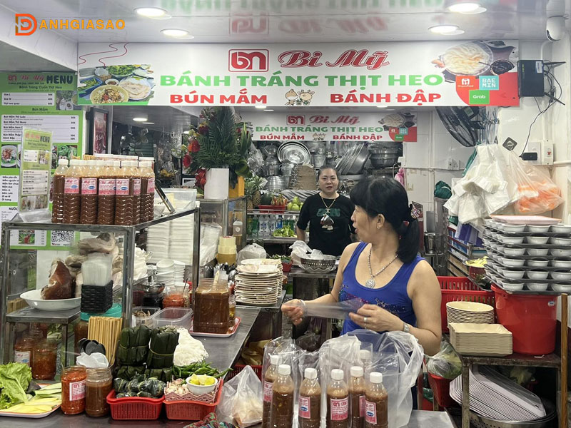 Banh-trang-thit-heo-bi-my-quan-an-noi-tieng-nhat-nhi-da-nang-danhgiasao