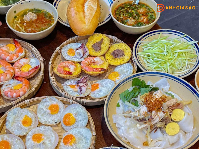 menu-tiem-ca-phe-binh-minh-oi-da-lat-co-gi-noi-bat-1-danhgiasao