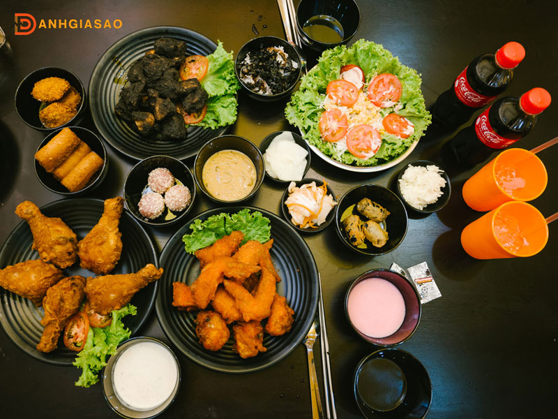 review-chi-tiet-ve-menu-cua-chicken-plus-3-danhgiasao