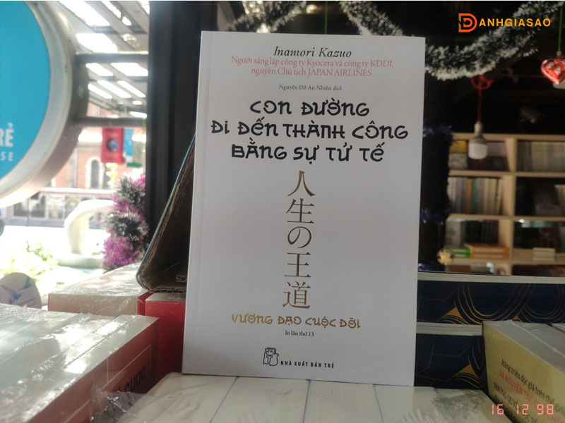 Sach-con-duong-di-den-thanh-cong-bang-su-tu-te-danhgiasao