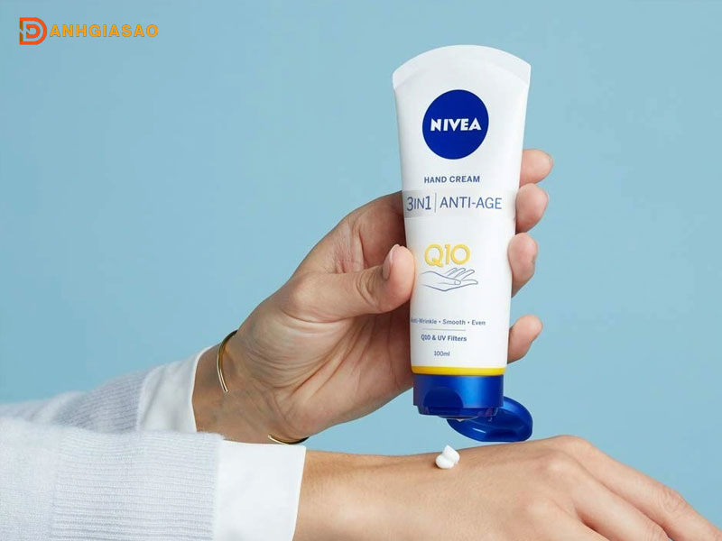 Kem-duong-da-tay-nivea-hand-q10-plus-age-defying-hand-cream-75ml-danhgiasao