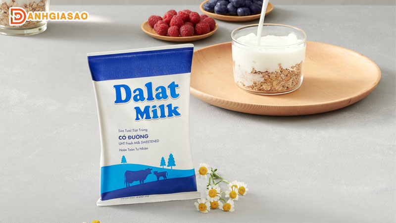 Sua-dalat-milk-co-tot-khong-review-chi-tiet-danhgiasao