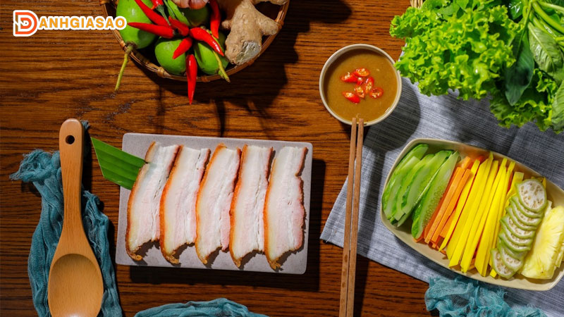 Banh-trang-hoang-beo-menu-dam-da-huong-vi-mien-trung-danhgiasao