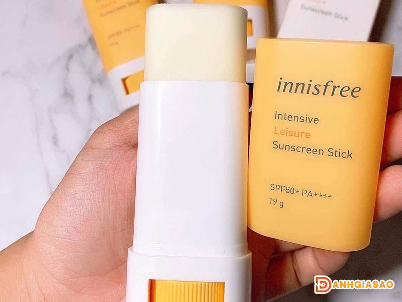 Kem-chong-nang-innisfree-intensive-leisure-sunscreen-stick-danhgiasao