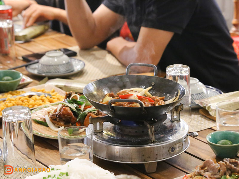 Kham-pha-menu-nha-hang-1946-danhgiasao