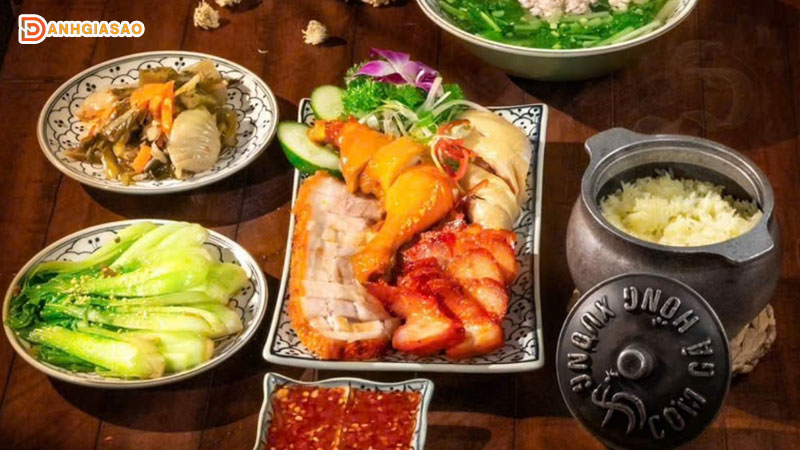 Com-ga-hong-xuong-menu-quan-com-ga-lau-doi-o-sai-gon-dangiasao