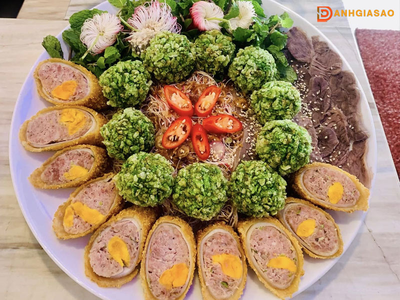 Danh-gia-cua-khach-hang-ve-nha-hang-noi-ttc-ben-tre-1-danhgiasao