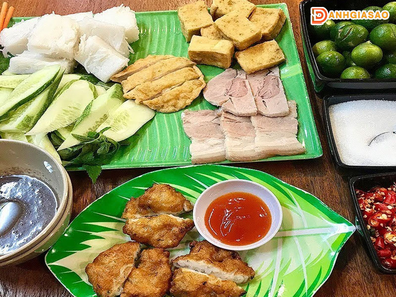 Kham-pha-menu-bun-dau-cau-go-danhgiasao