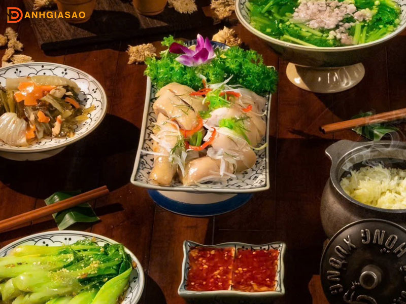Kham-pha-menu-hap-dan-cua-com-ga-hong-xuong-dangiasao