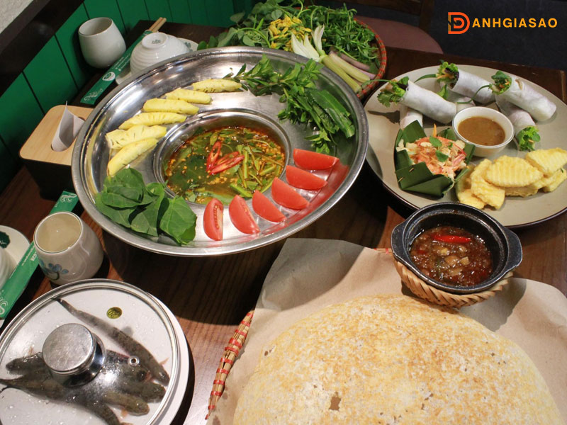 Kham-pha-menu-hap-dan-cua-nha-hang-phuong-nam-danhgiasao