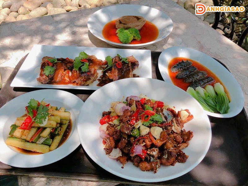 Menu-nha-hang-khong-gian-xua-da-nang-co-gi-hap-dan-danhgiasao