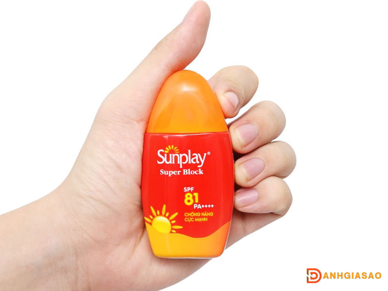 Sua-chong-nang-cuc-manh-sunplay-super-block-spf81-pa-danhgiasao
