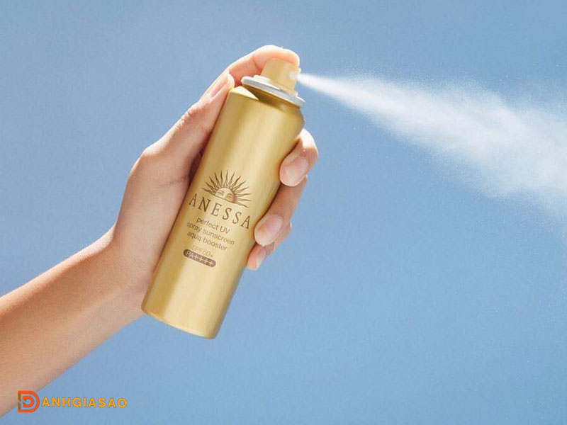 Xit-chong-nang-bao-ve-da-anessa-perfect-uv-spray-sunscreen-danhgiasao