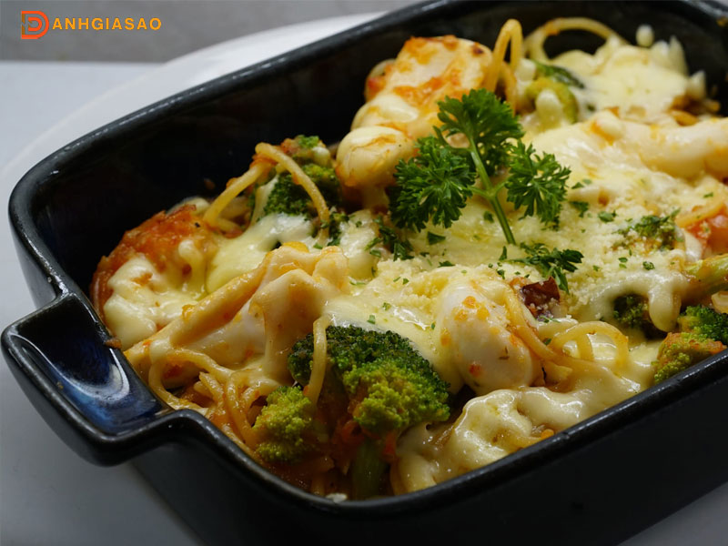 Kham-pha-menu-mi-y-double-b-danhgiasao