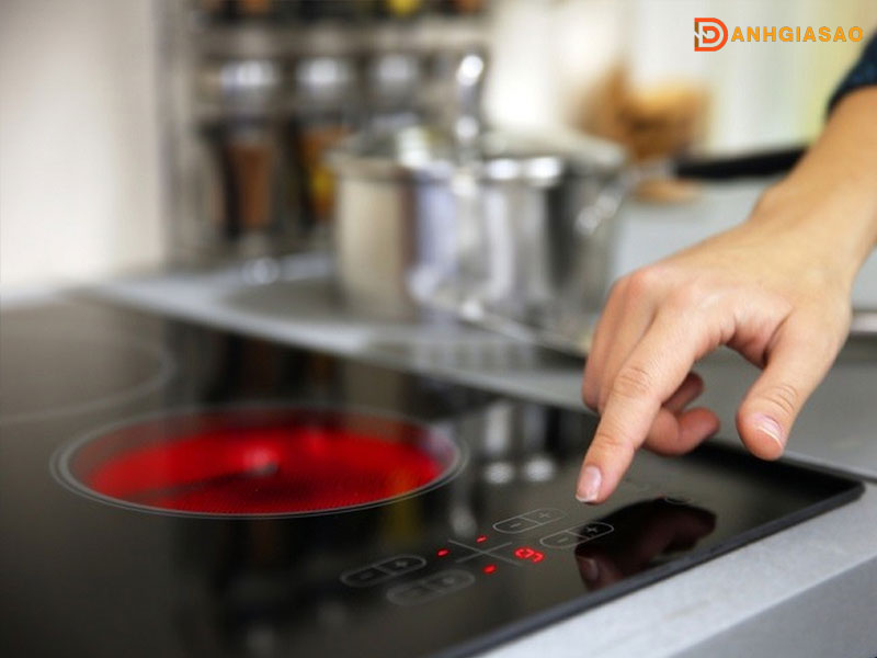 Nguyen-nhan-va-cach-khac-phuc-bep-tu-vao-dien-nhung-khong-bat-duoc-2-danhgiasao