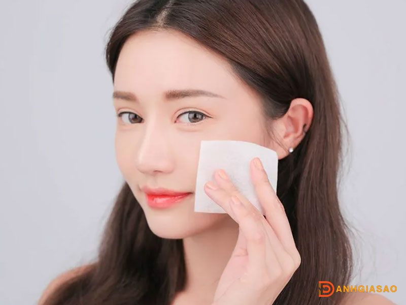 Cach-dung-toner-cho-da-kho-hieu-qua-danhgiasao