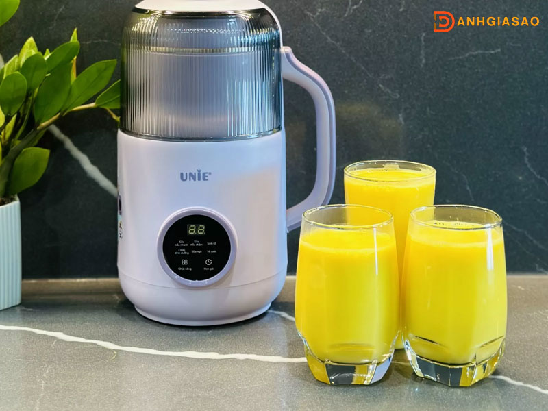 Loi-ich-cua-sua-hat-doi-voi-me-bau-1-danhgiasao