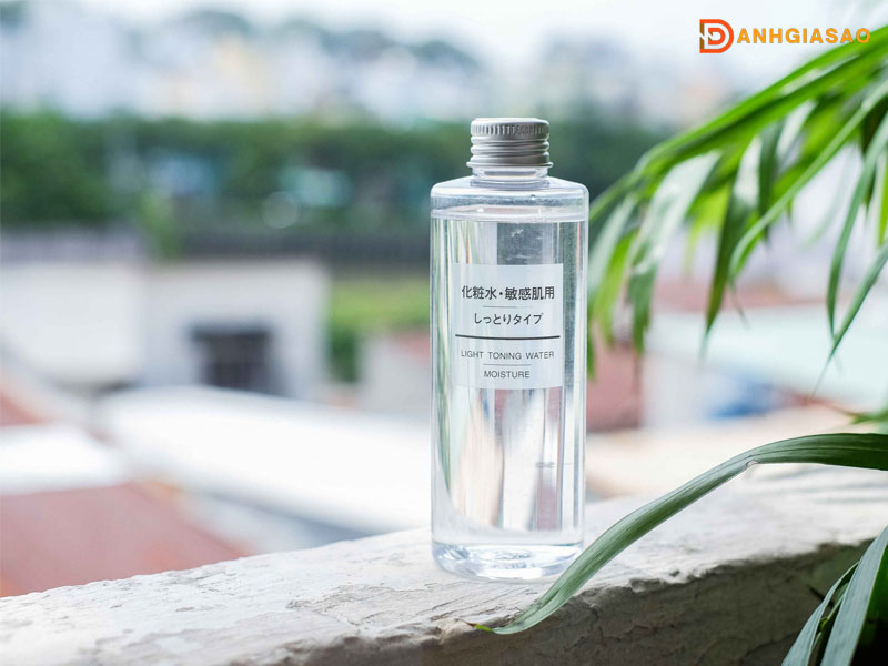 Muji-light-toning-water-high-moisture-danhgiasao
