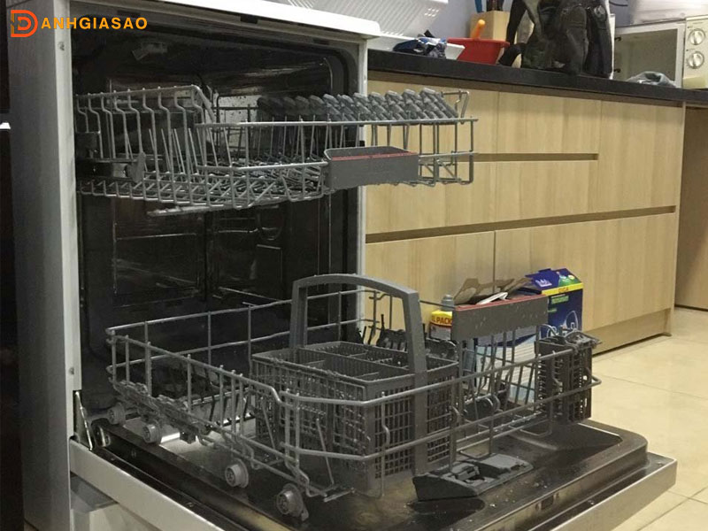 Nhung-luu-y-can-nho-khi-su-dung-may-rua-bat-10-bo-danhgiasao