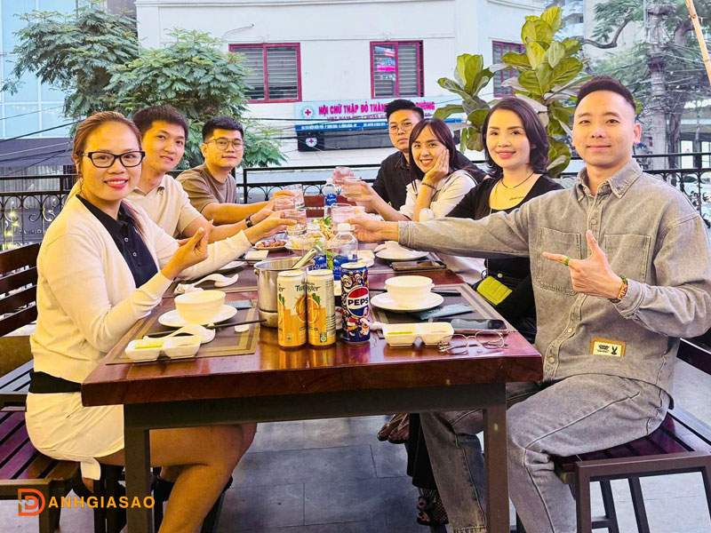 Danh-gia-cua-khach-hang-ve-nha-hang-talata-seafood-restaurant-danhgiasao