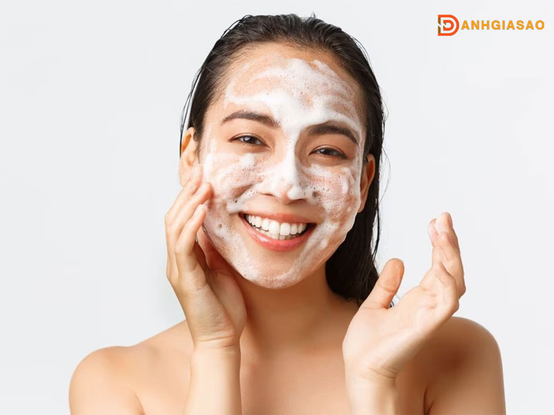 Sua-rua-mat-chong-lao-hoa-la-gi-danhgiasao