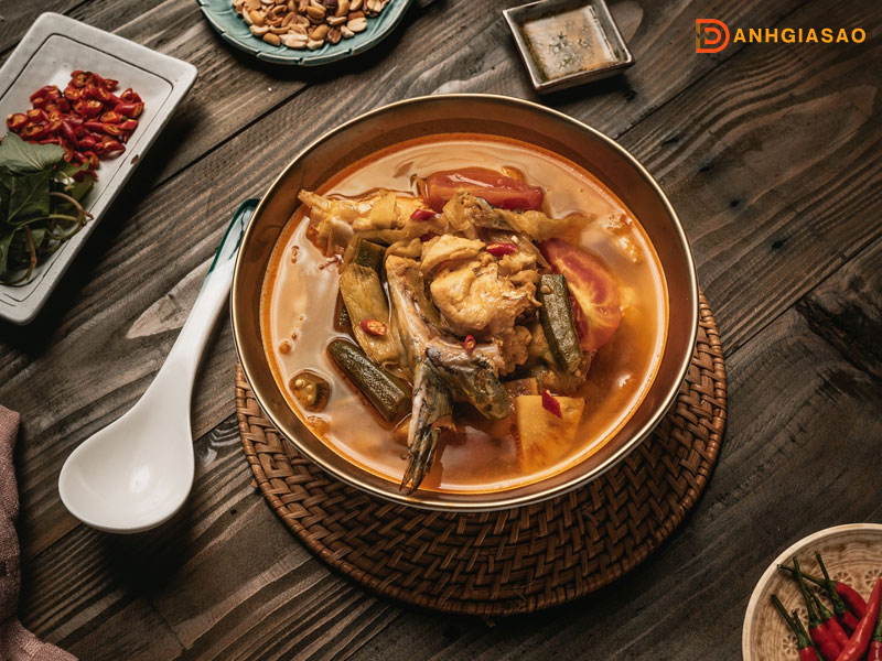 Danh-gia-cua-khach-hang-ve-nha-hang-ca-lang-toan-thang-1-danhgiasao