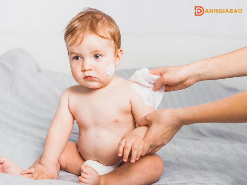 Huong-dan-su-dung-khan-uot-molfix-danhgiasao