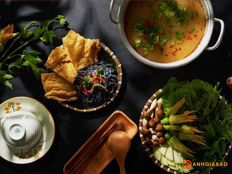 Menu-nha-hang-shamballa-vegetarian-restaurant-tea-house-am-thuc-chay-an-tuong-1-danhgiasao