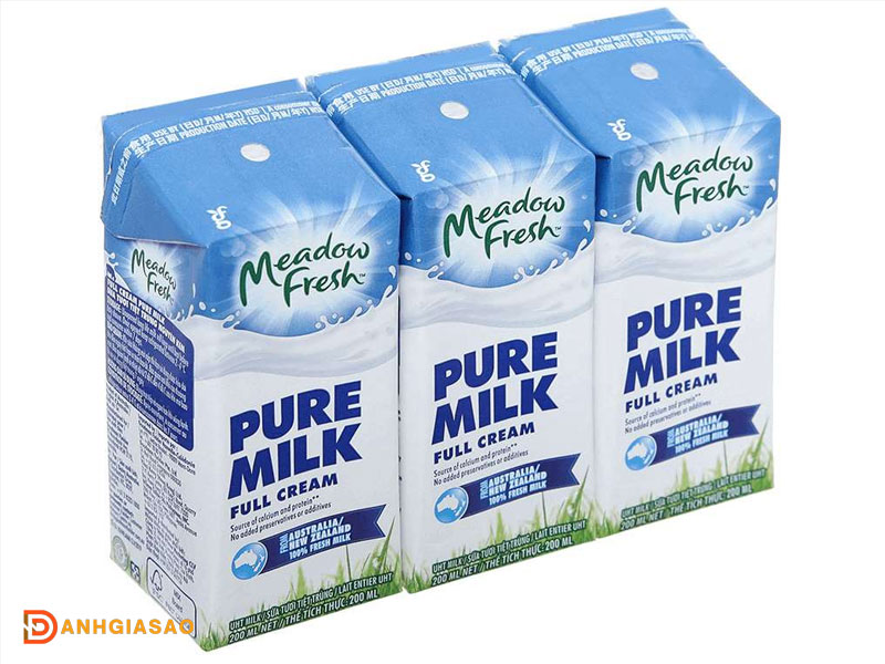 Sua-tuoi-nguyen-kem-meadow-fresh-danhgiasao