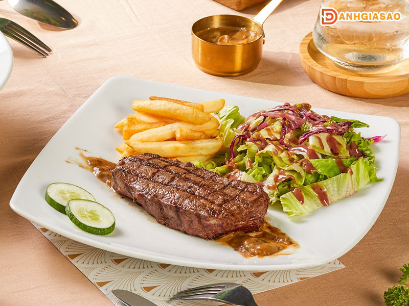 Trai-nghiem-am-thuc-chau-au-dang-cap-tai-papa-steak-1-danhgiasao