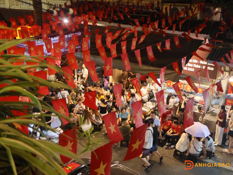 Danh-gia-cua-khach-hang-ve-che-4-mua-hang-can-1-danhgiasao