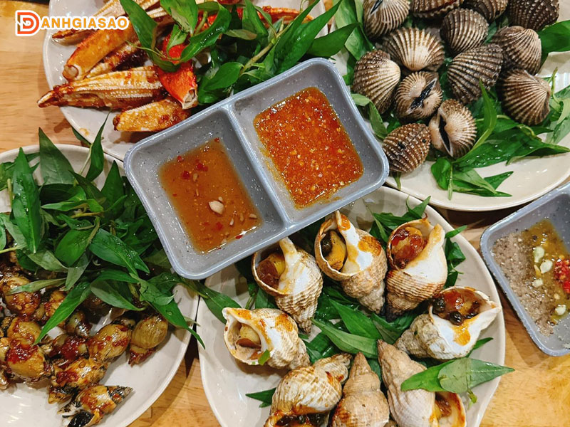 Danh-gia-cua-khach-hang-ve-quan-oc-lac-co-mai-danhgiasao