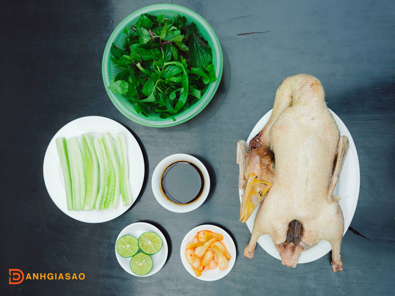 Danh-gia-cua-thuc-khach-ve-nha-hang-vit-mot-thanh-danhgiasao