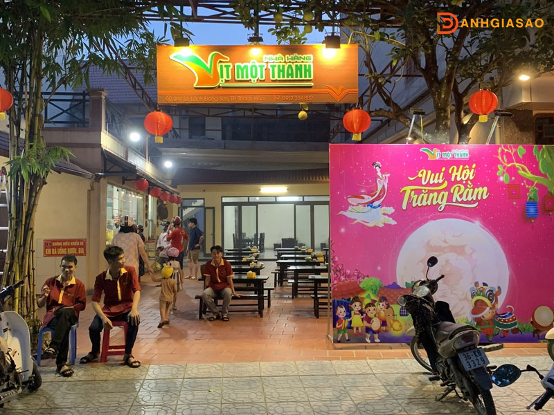 Dia-chi-nha-hang-vit-mot-thanh-danhgiasao