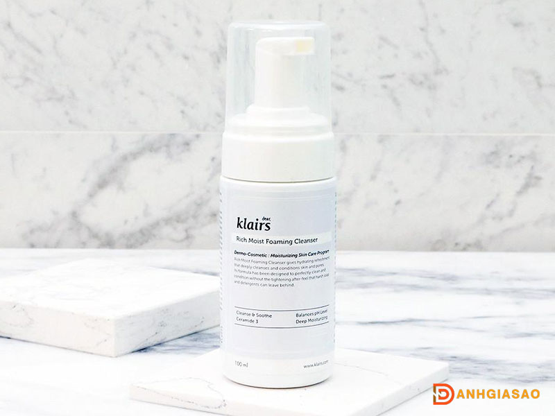 Klairs-rich-moist-foaming-cleanser-danhgiasao