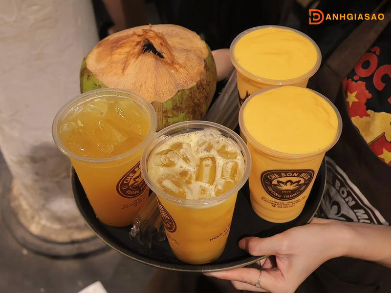 Menu-che-4-mua-hang-can-da-dang-huong-vi-cho-bon-mua-danhgiasao