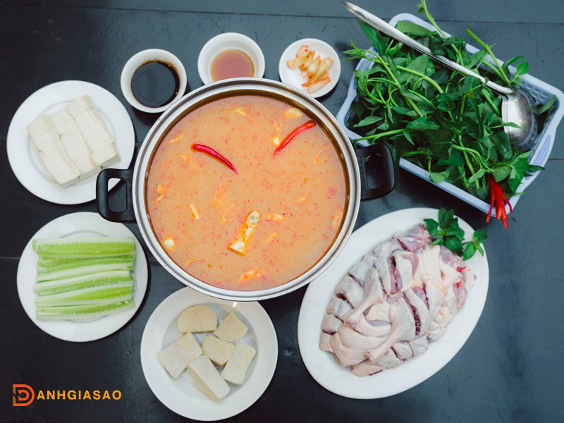 Menu-nha-hang-vit-mot-thanh-tinh-hoa-am-thuc-vit-1-danhgiasao