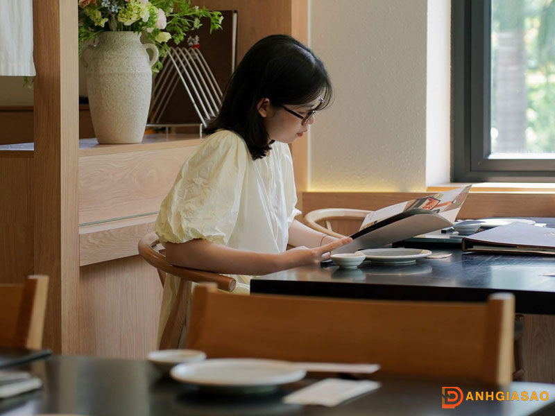 Review-cua-khach-hang-ve-nha-hang-nama-sushi-1-danhgiasao