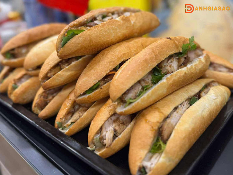 Bami-bread-menu-da-dang-va-chuan-vi-1-danhgiasao