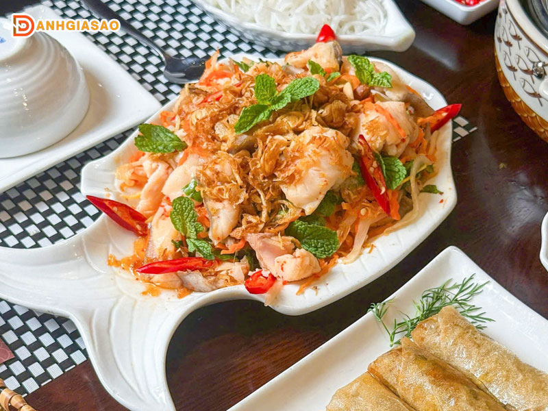 Danh-gia-cua-khach-hang-ve-nha-hang-ngu-pho-danhgiasao