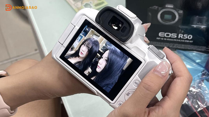 So-huu-may-anh-canon-chinh-hang-tai-dslr-da-nang-uy-tin-va-chat-luong-2-danhgiasao