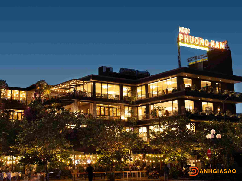 Gioi-thieu-ve-nha-hang-ngoc-phuong-nam-danhgiasao