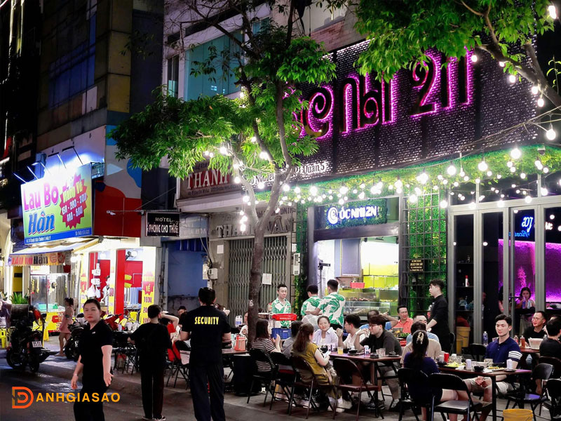 Khong-gian-thu-gian-cho-moi-thuc-khach-danhgiasao